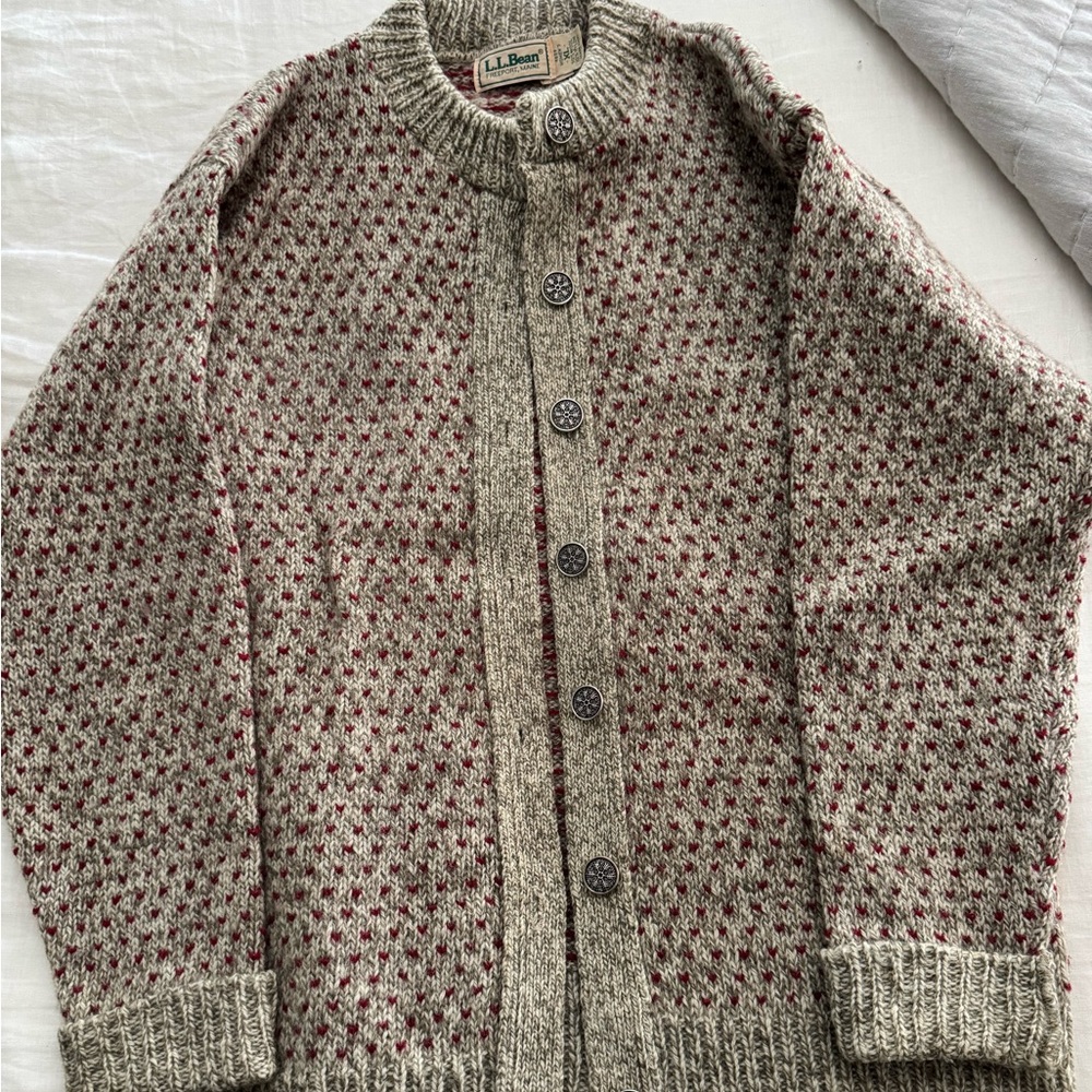L.L. Bean Gray and Red Knit Cardigan ❤️❤️